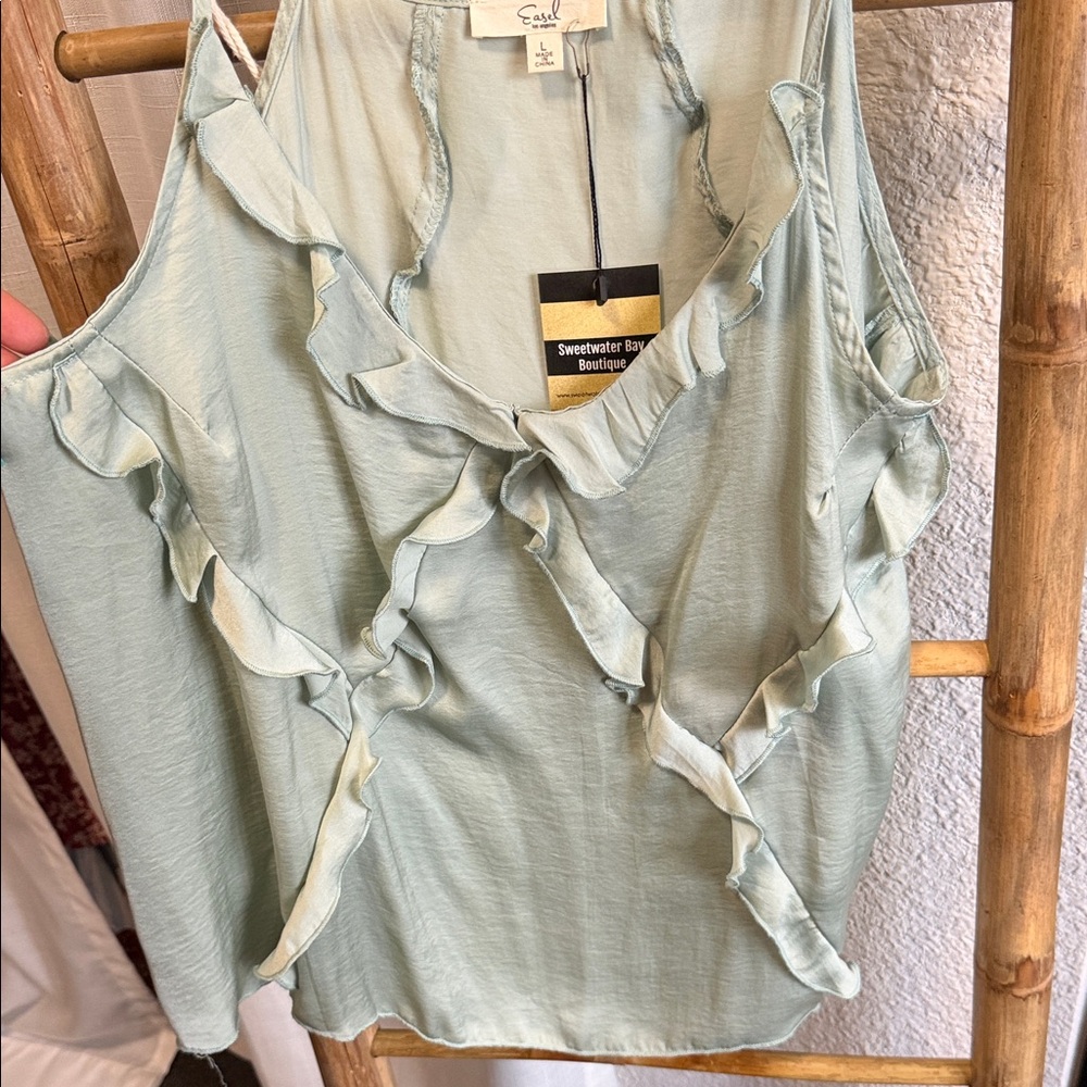 Boutique Ruffled Mint Green Top - Picture 4 of 6